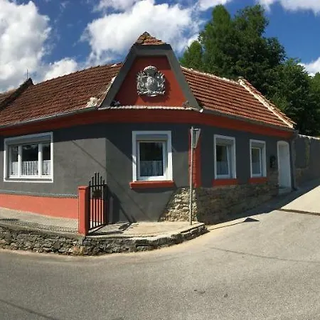 Ferienhaus-schwalbennest